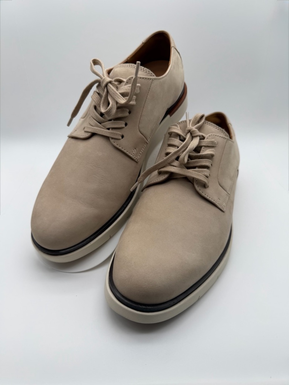 Allen Edmonds Carson Beige Leather Derby Dress Shoes